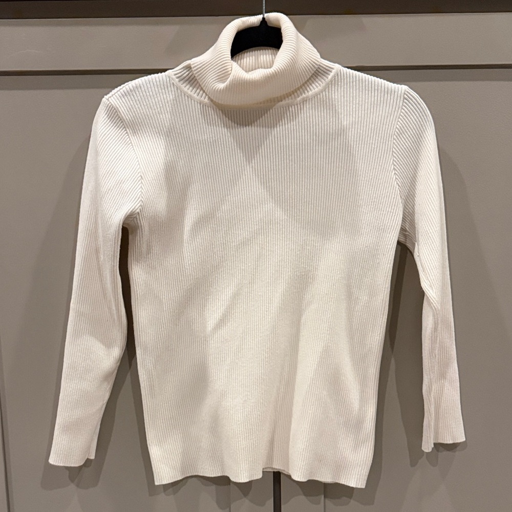Tuckernuck Pomander Place Ribbed Turtleneck